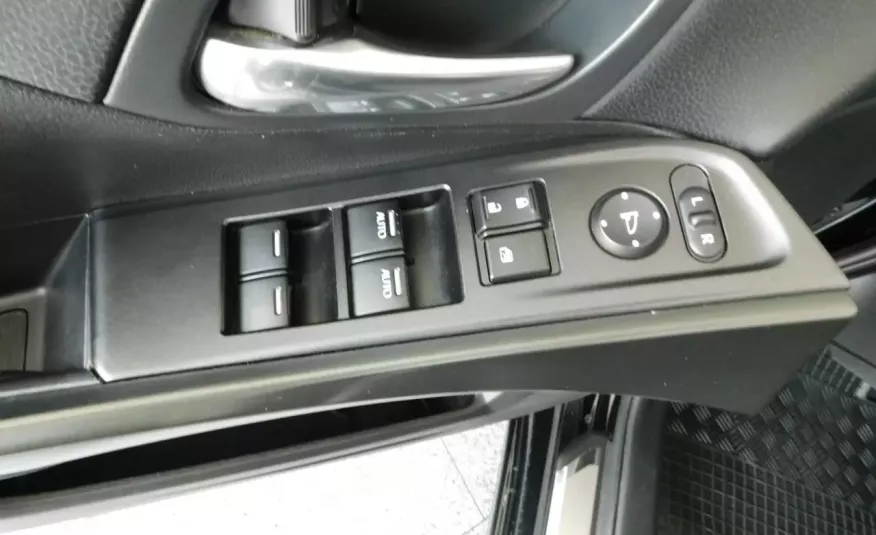 Honda Civic lift, grzane fotele , model 2016, elegance zdjęcie 9