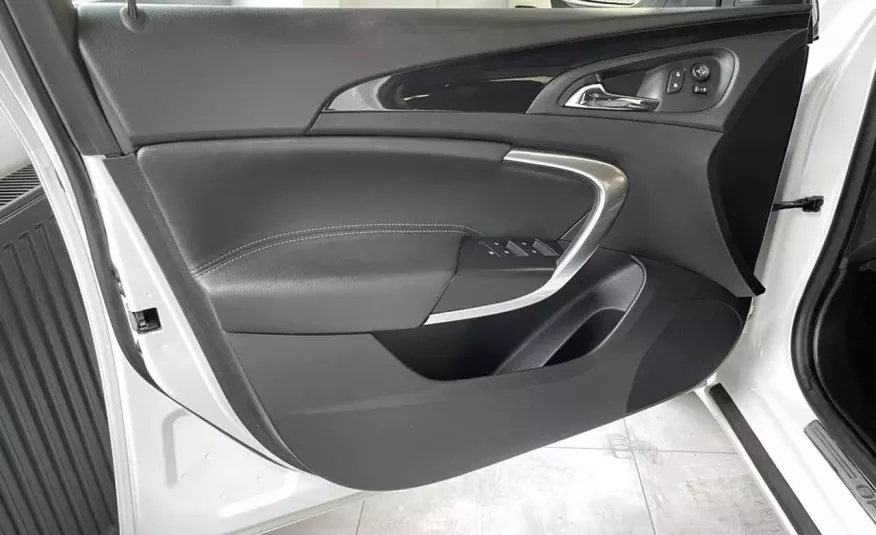 Opel Insignia 2.0 CDTI 170KM Innovation COSMO Virtual TACHO Apple Car NAVI Xenon Led zdjęcie 5