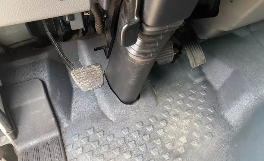 Mitsubishi FUSO CANTER 3.0 150KM zdjęcie 29