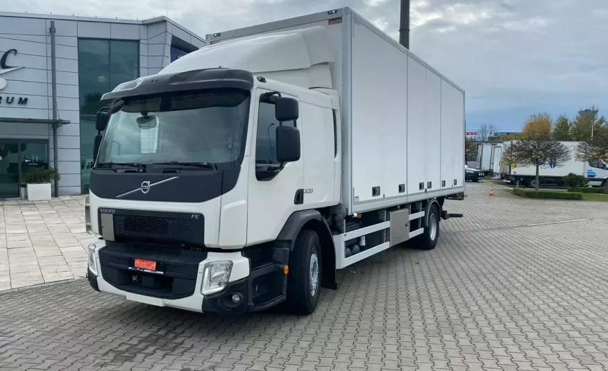 Volvo FE 320 - Kontener - EURO6 1wł, euro6, otwierany bok, LED, Webasto, Super stan zdjęcie 