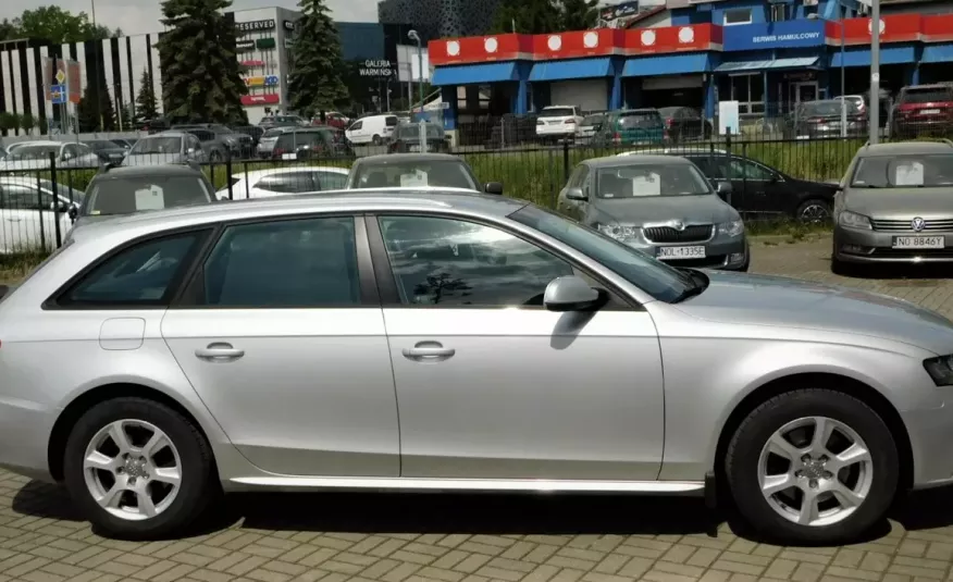 Audi A4 , oryginalny lakier, zadbany zdjęcie 4