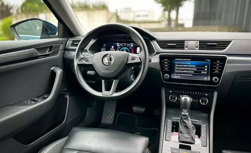 Skoda Superb LIFT Faktura VAT 23% Executive Virtual zdjęcie 7