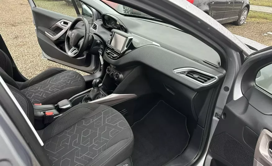 Peugeot 2008 navi, klima, panorama, gwarancja zdjęcie 4