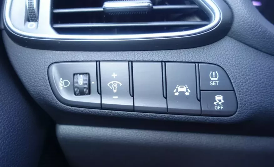 Hyundai i30 Fv VAT 23% / Automat / 100% Org. Lakier / Bogata Opcja / 56 829 Netto zdjęcie 10