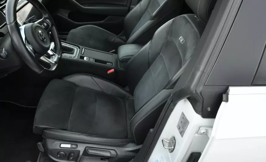 Volkswagen Arteon 2.0TDI 190KM DSG R-Line Kamery360 Hak Automat DCC Virtual 1-wł FV23 zdjęcie 4