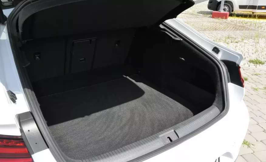 Volkswagen Arteon 2.0TDI 190KM DSG R-Line Kamery360 Hak Automat DCC Virtual 1-wł FV23 zdjęcie 14