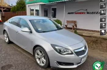 Opel Insignia Zarejestrowany i ubezpieczonyBARDZO bogatym wyposażeniem.