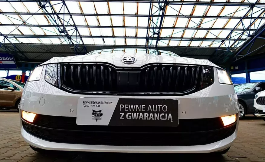Skoda Octavia NAVIGACJA+Led 2xKlimatronic+Tempomat 3LATA GWARANCJA Iwł Kraj Bezwypad 4x2 zdjęcie 