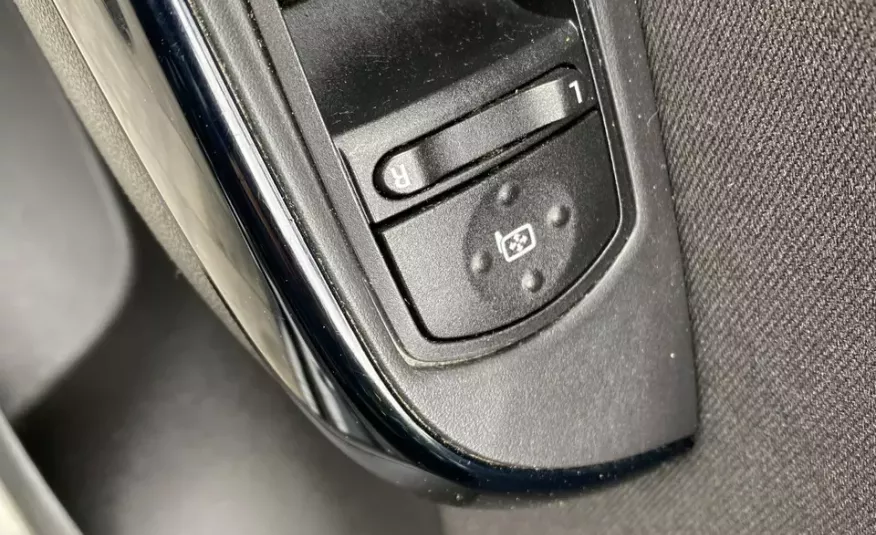Corsa Opel Corsa 1.4 Niski oryginalny przebieg :) zdjęcie 10
