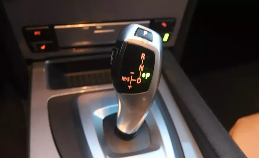 BMW 520 zarejestrowany, klima, automat, skóra zdjęcie 16