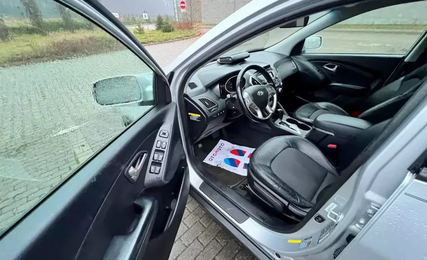 Hyundai ix35 2.0i16v +gaz automat 4x4 AWD skory bezwypadkowy zamiana 1r.gwarancji zdjęcie 11