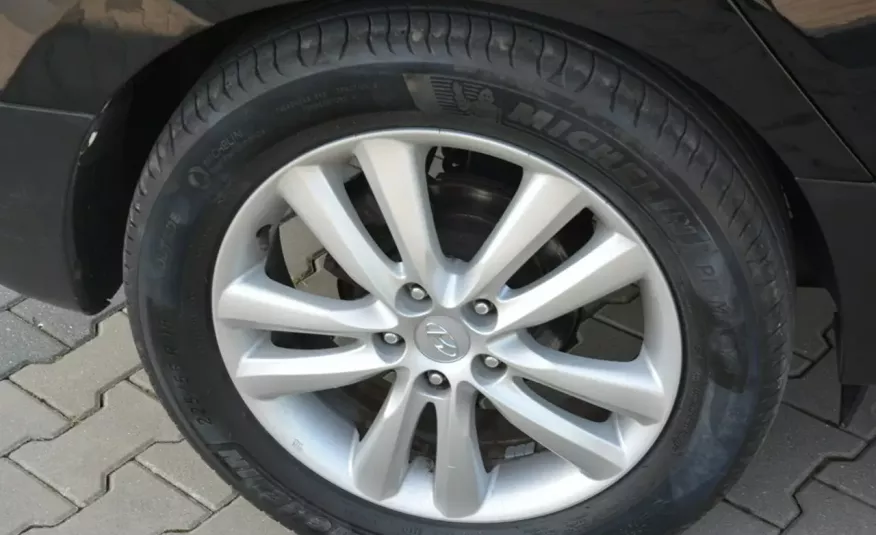 Hyundai ix35 2.0(163KM) Kamera Navi Skóry Panorama Michelin 18" zdjęcie 17