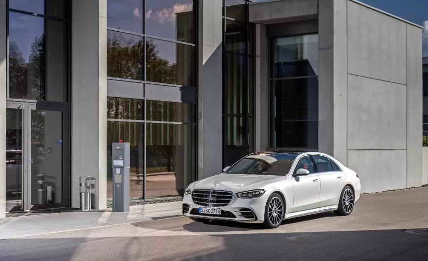 Mercedes S 400 d 4-Matic AMG Line 9G-TRONIC zdjęcie 1