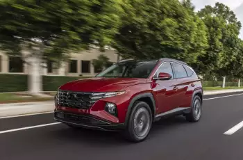 Hyundai HYUNDAI Tucson 1.6 T-GDi HEV Executive 4WD