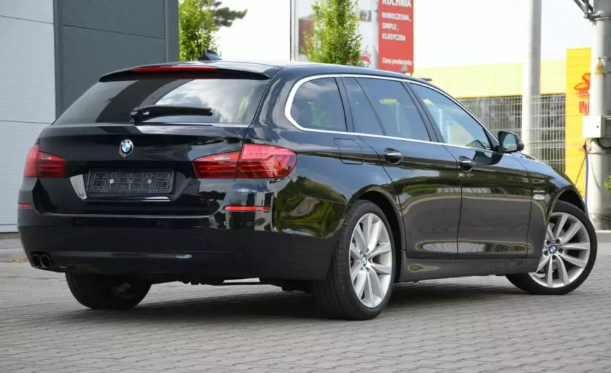 BMW 530 Czarna 530D 258KM Lift 6WB Serwis Jasna Skóra Navi Start/Stop pamięci zdjęcie 2