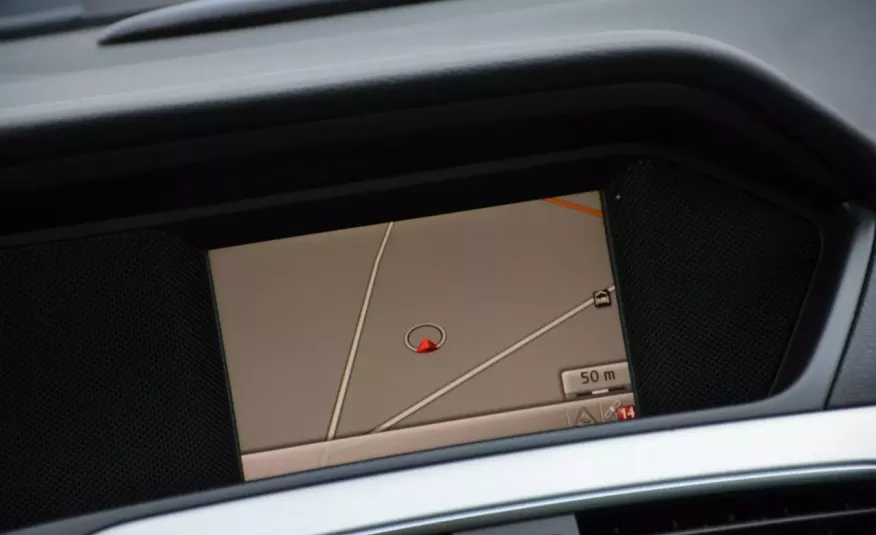 Mercedes C 220 Zarejestrowany 2.2CDI Avantgarde Lift Navi LED Grz.fotele Alu Gwara zdjęcie 17