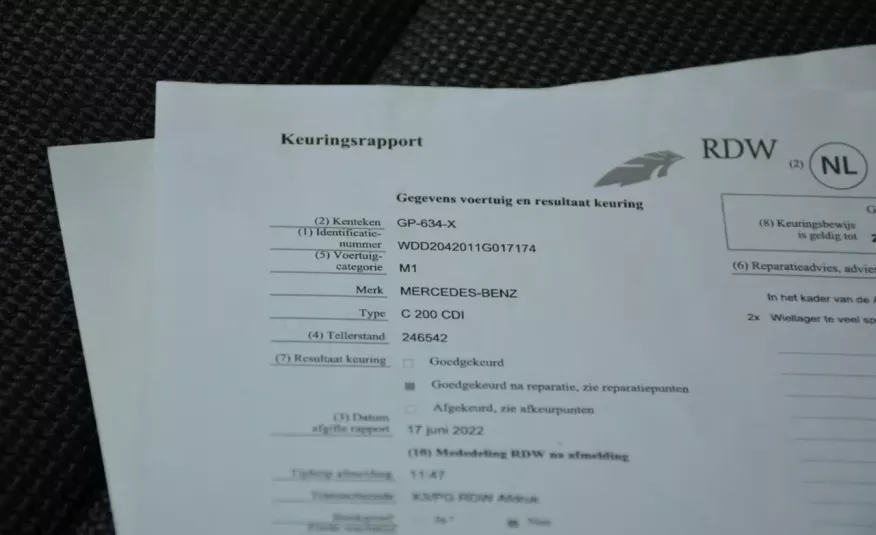 Mercedes C 220 Zarejestrowany 2.2CDI Avantgarde Lift Navi LED Grz.fotele Alu Gwara zdjęcie 19
