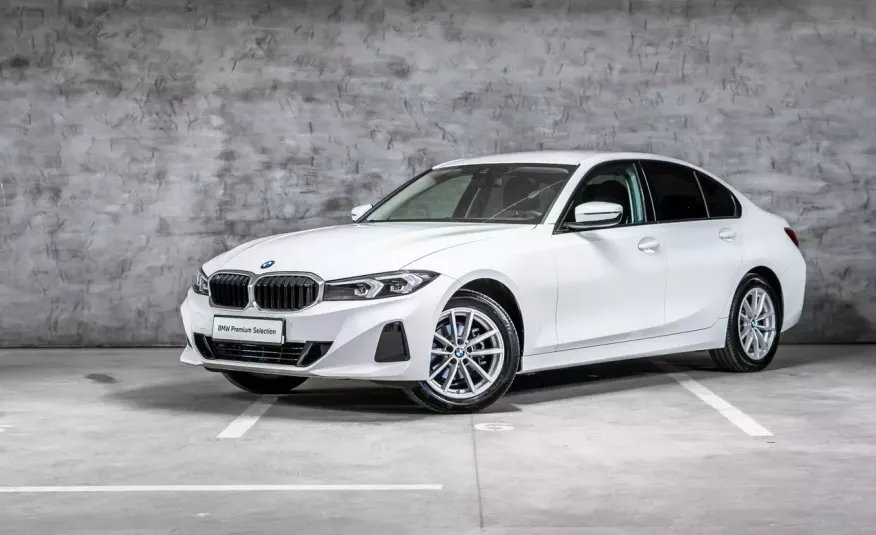 BMW 318 i Sedan/LCI/Asystent świateł/Live Cockpit Plus zdjęcie 1