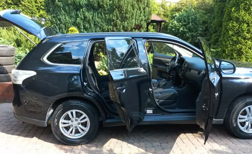 Mitsubishi Outlander 2.2 Di-D INTENSE 150 KM 2 Komplety opon zdjęcie 2
