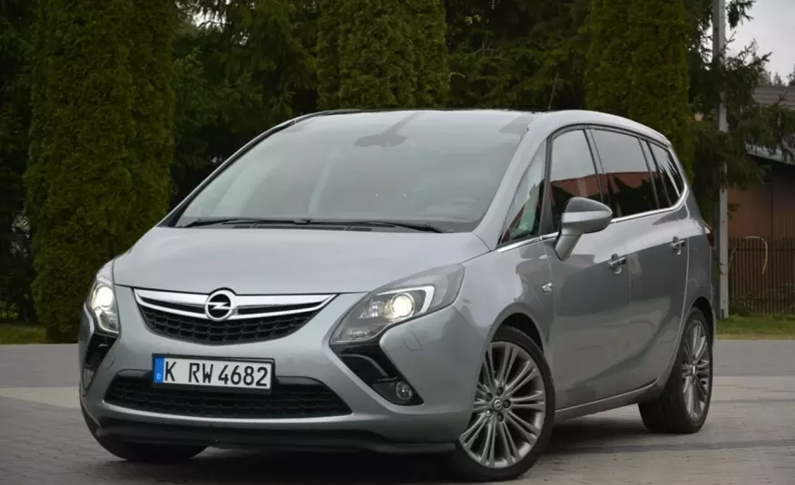 Opel Zafira 1.4T(140KM) bi-Xenon Ledy _Panorama z Niemiec 7-foteli zdjęcie 2