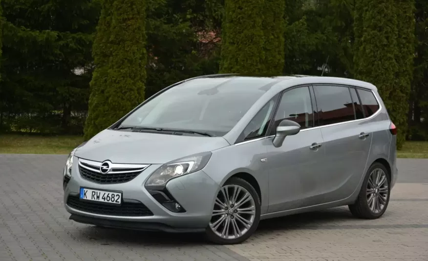 Opel Zafira 1.4T(140KM) bi-Xenon Ledy _Panorama z Niemiec 7-foteli zdjęcie 3