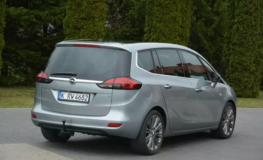 Opel Zafira 1.4T(140KM) bi-Xenon Ledy _Panorama z Niemiec 7-foteli zdjęcie 14