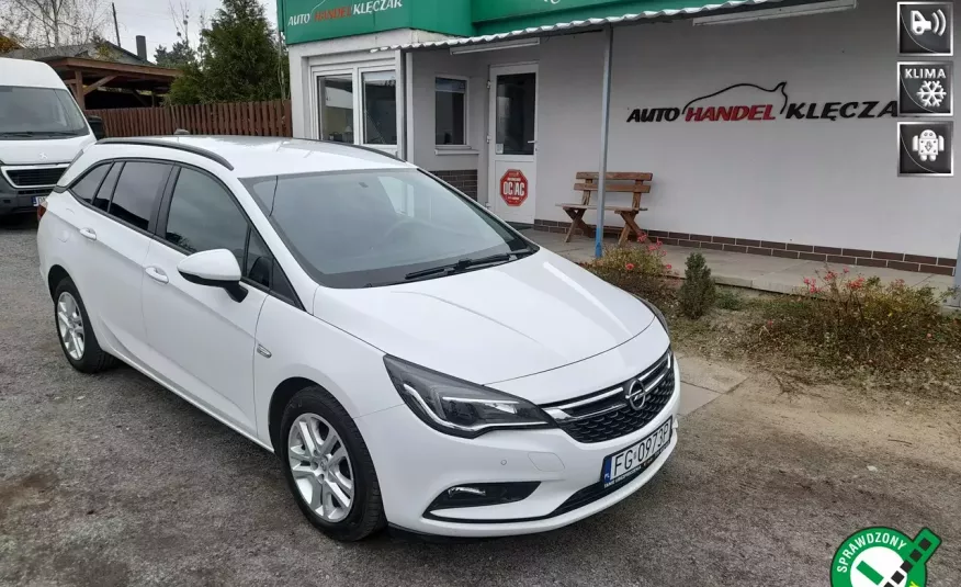 Opel Astra Bardzo ładna, bezwypadkowa, zarejestrowana i ubezpieczona. zdjęcie 
