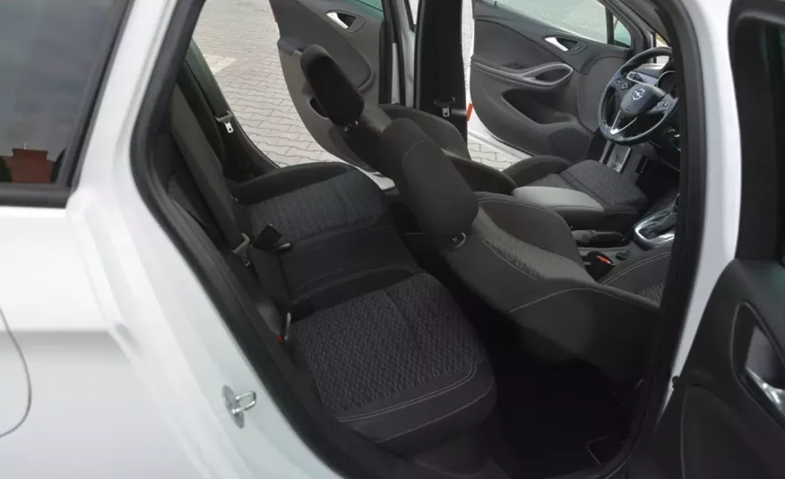 Opel Astra 1.6CDT-(136KM)Automat Navi grzana kierownica ledy Asysten pasa zdjęcie 15