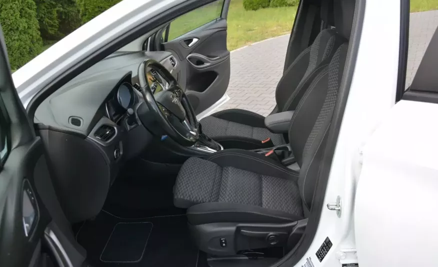 Opel Astra 1.6CDT-(136KM)Automat Navi grzana kierownica ledy Asysten pasa zdjęcie 21