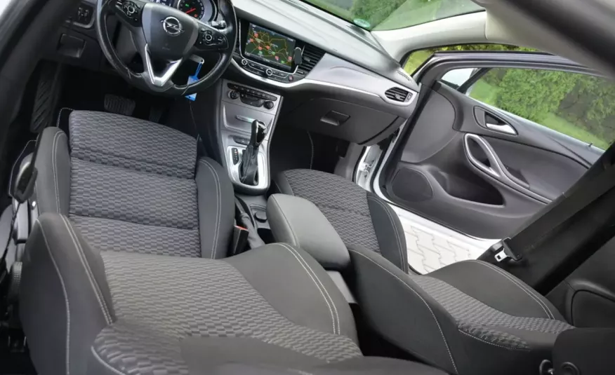 Opel Astra 1.6CDT-(136KM)Automat Navi grzana kierownica ledy Asysten pasa zdjęcie 22