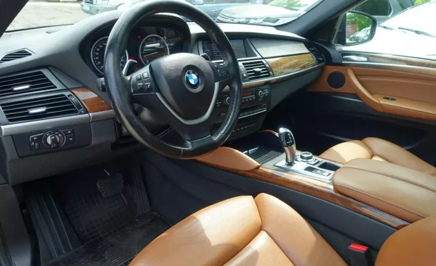 X6 BMW X6 4.0D - 306 KM / Szyberdach / TV / HUD / Podgrzewana kierownica zdjęcie 5