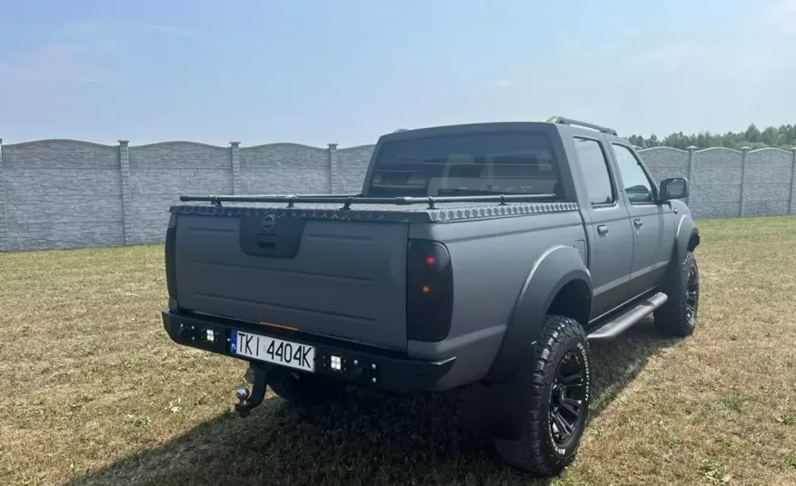 Nissan Navara 2.5 DCI Off_Road IRONMAN_4x4 Wyciągarka WARN 5.5t zdjęcie 6
