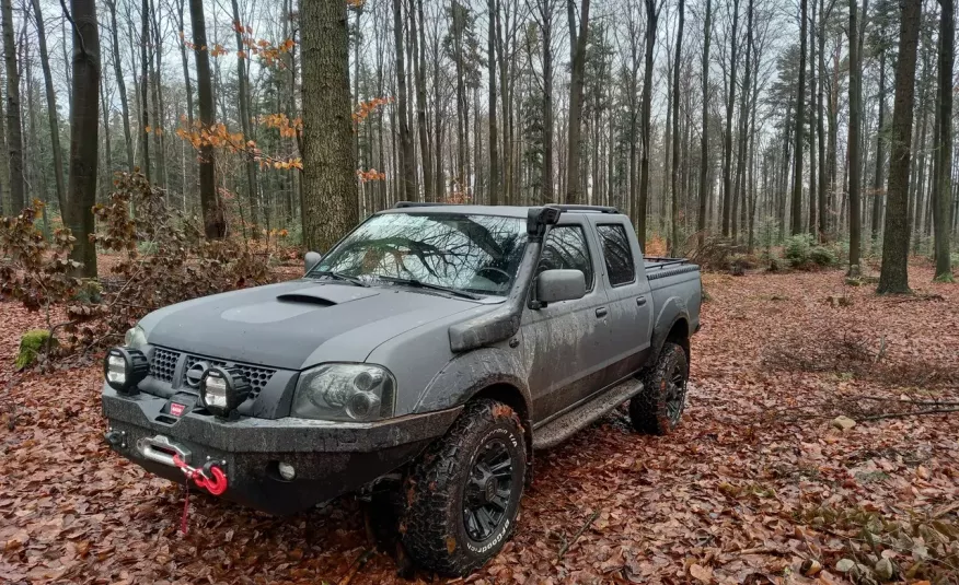 Nissan Navara 2.5 DCI Off_Road IRONMAN_4x4 Wyciągarka WARN 5.5t zdjęcie 19