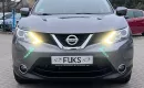 samochód osobowy Nissan zdjęcie 3