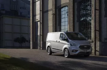 Ford FORD Transit Custom Kombi 320 L2H1 Trend