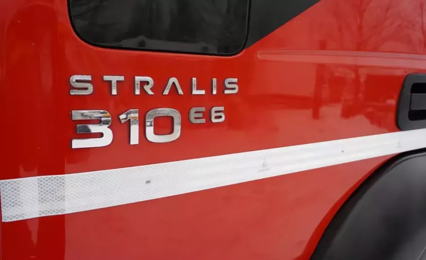 Iveco Stralis 310 6×2 E6 Refrigerator 18 pallets / Tail lift zdjęcie 18