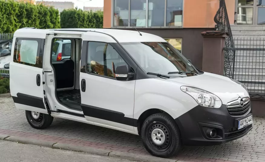 Opel Combo 1.3_Diesel_90KM_129 tyś km_Parktronic zdjęcie 11