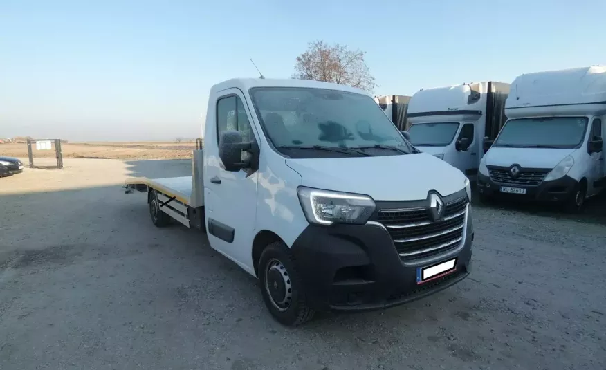 Renault Master autolaweta pomoc drogowa najazd