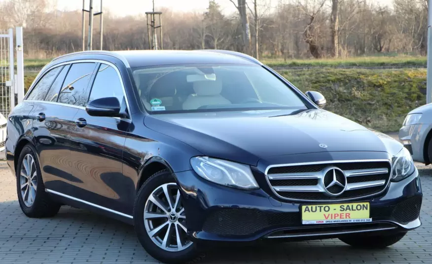 Mercedes E 200 skóra, navi.AUTOMAT, alu, parktronic, zarejestrowany zdjęcie 