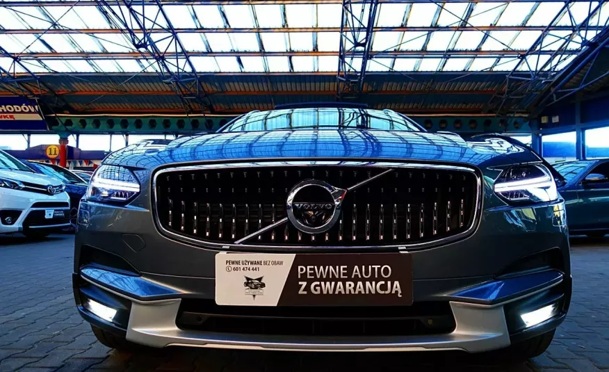 Volvo V90 Cross Country Panorama+MASAŻE+Head-UP 3Lata GWAR I-wł Kraj Bezwypa D5 235KM 4x4 F23% zdjęcie 