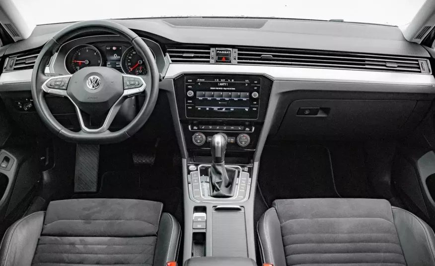 Volkswagen Passat GD958WU # 2.0 TDI Elegance DSG, Navi, Bluetooth, LED Salon PL, VAT 23% zdjęcie 8