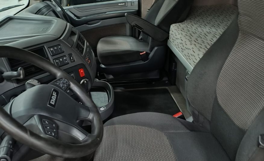 DAF XF 106 zdjęcie 3