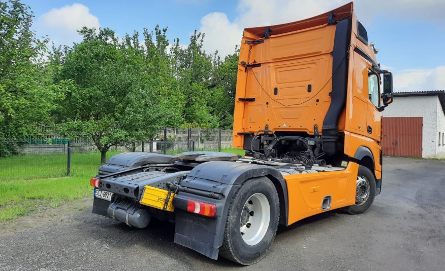 Mercedes Actros zdjęcie 4