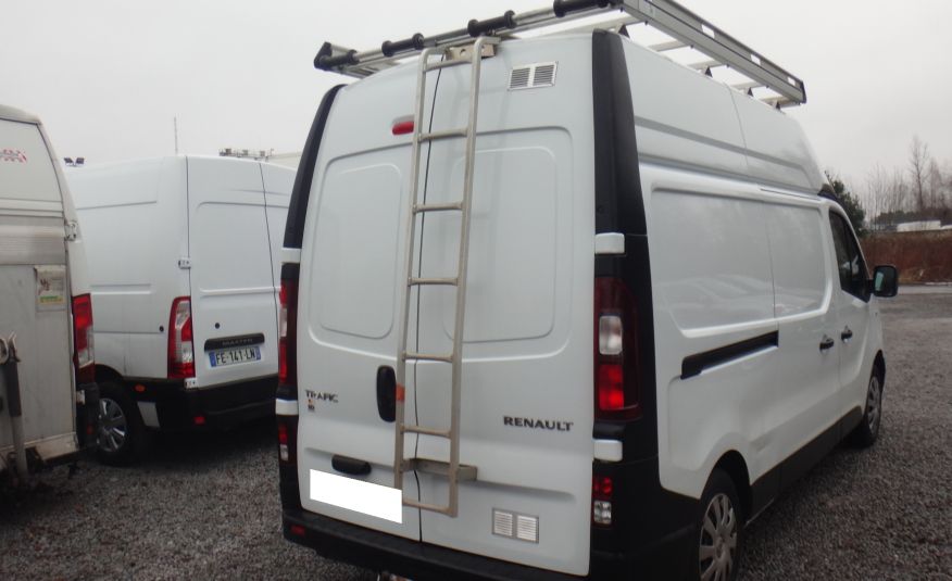 Renault TRAFIC L2H2 2019 klima pdc navi dotyk telefon tempomat regały półki bagażnik z drabinką zdjęcie 6