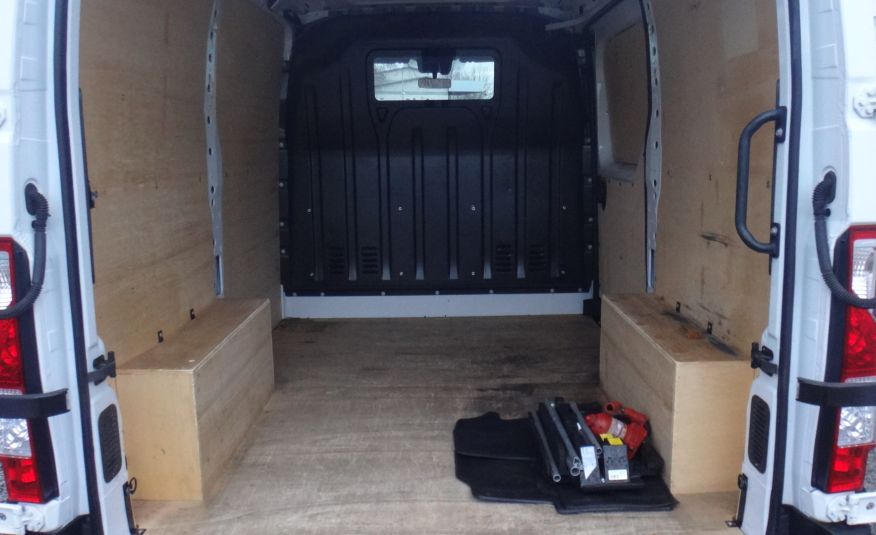 Renault MASTER IV L1H1 2021 IDEALNY ŁADNY klima pdc LED zdjęcie 8