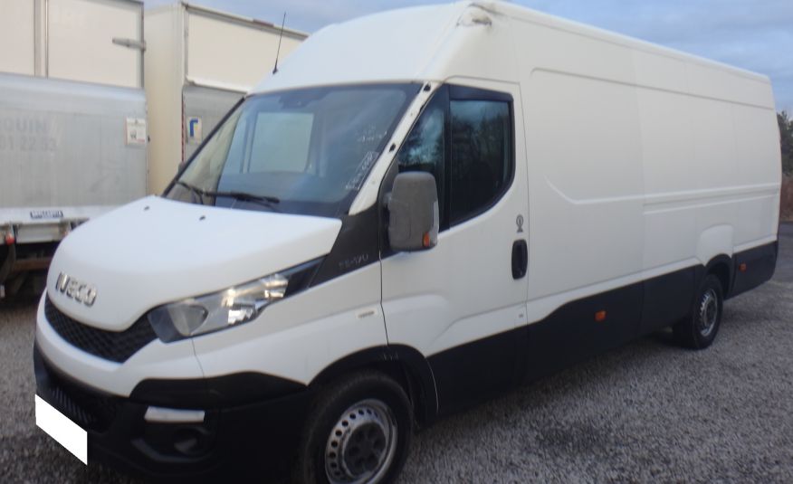 Iveco DAILY MAXI LONG XXL JUMBO 3.0HPi 180KM klimatronik 2015rok zdjęcie 3