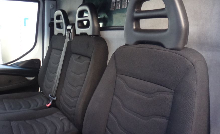 Iveco DAILY MAXI LONG XXL JUMBO 3.0HPi 180KM klimatronik 2015rok zdjęcie 8