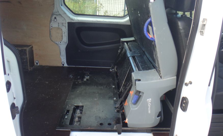 Renault TRAFIC L2H1 LONG brygadówka doka dubel kabina 6-osób bagażnik z drabinką 2017 zdjęcie 12