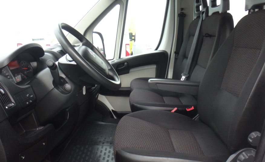 Citroen JUMPER doka skrzynia skrzyniowy 7-os 2019 klima tempomat 97tys km brygadówka doka dubel kabina zdjęcie 6