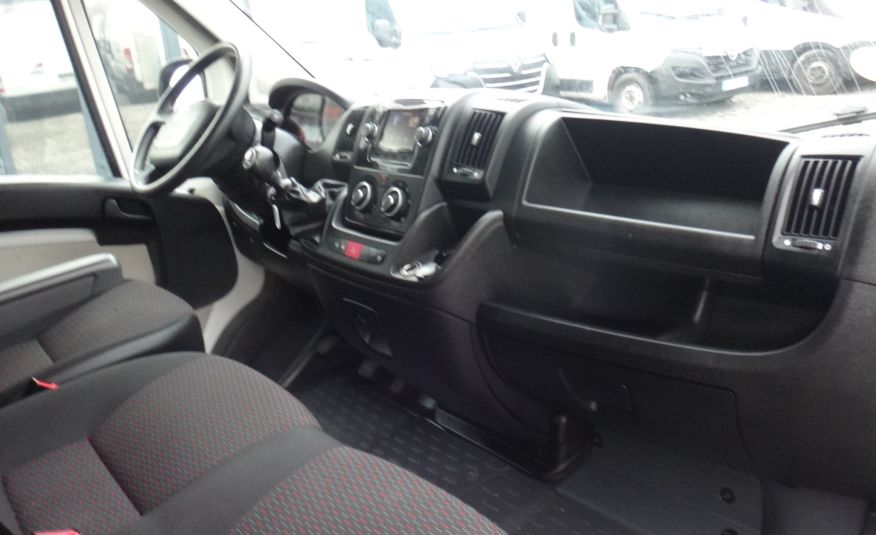 Citroen JUMPER doka skrzynia skrzyniowy 7-os 2019 klima tempomat 97tys km brygadówka doka dubel kabina zdjęcie 12